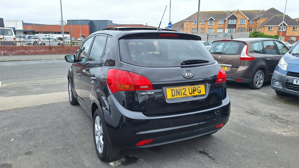 Kia Venga Hatchback DN12UPG Black #5