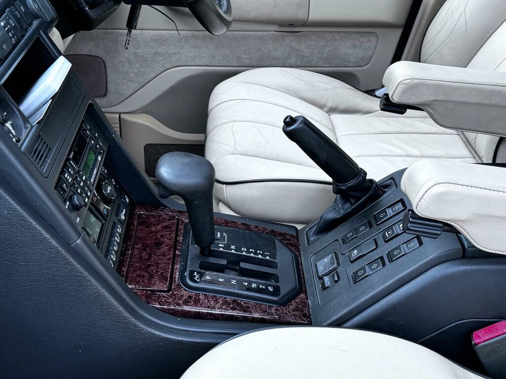 Land Rover Range Rover Suv Red #26