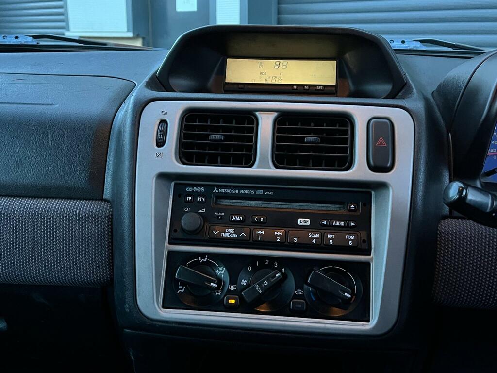 Mitsubishi Shogun Pinin 1.8 Gls Grey #24