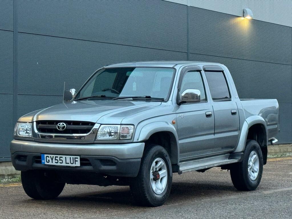 Toyota HILUX Hatchback Blue #11