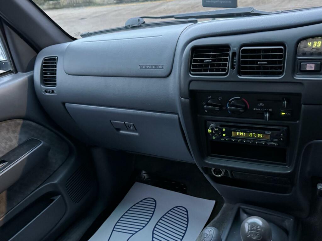 Toyota HILUX Hatchback Blue #25