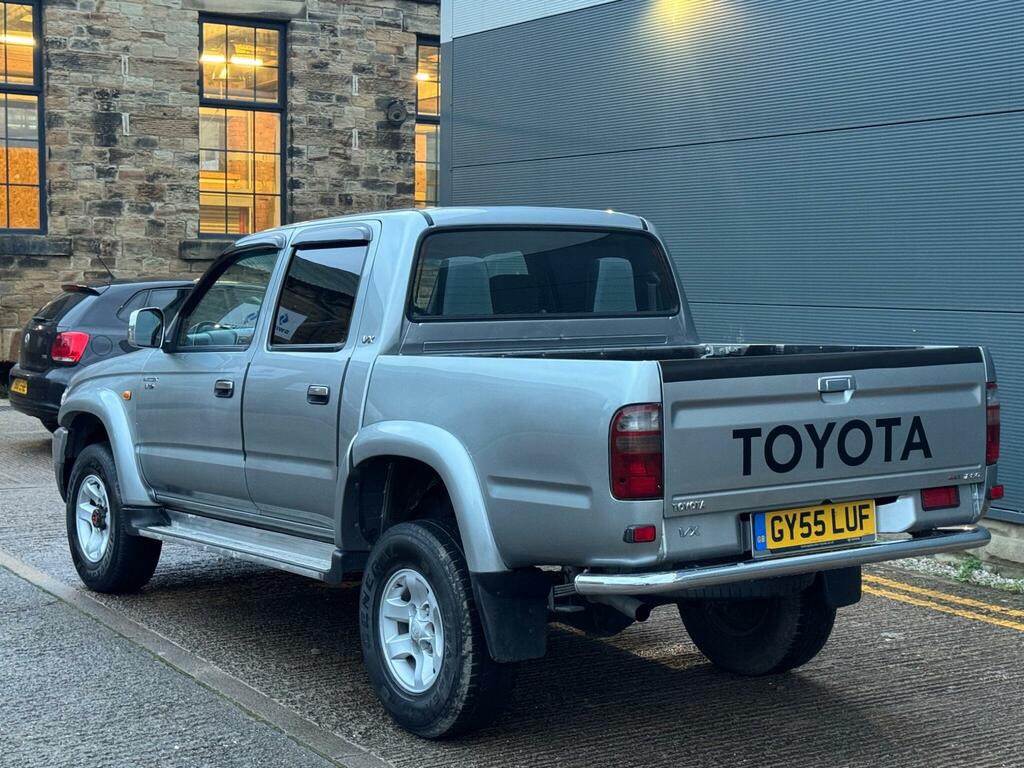 Toyota HILUX Hatchback Blue #15