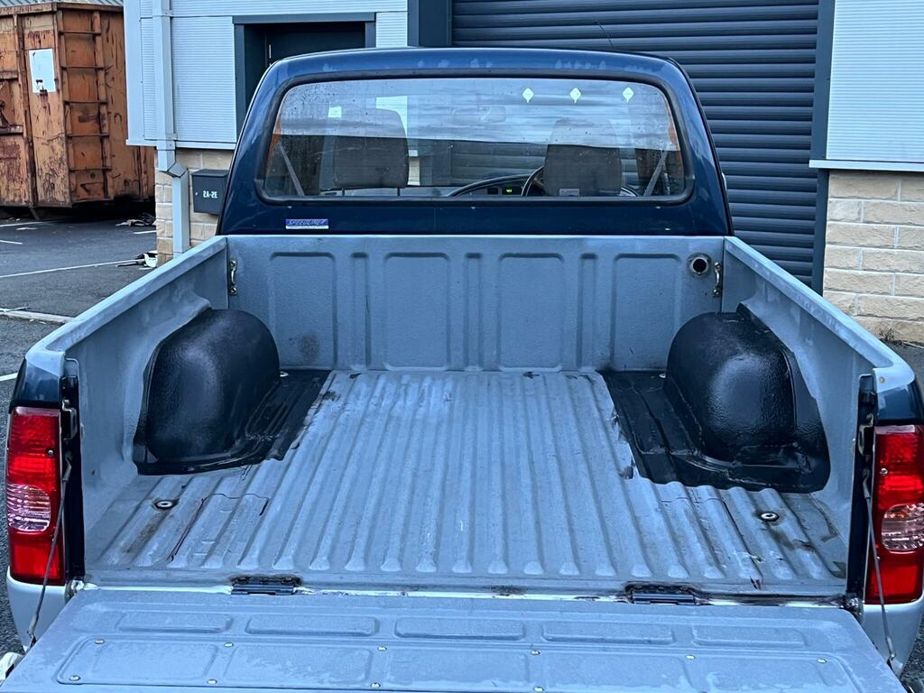 Mazda B2500 Series B2500 Silver #10