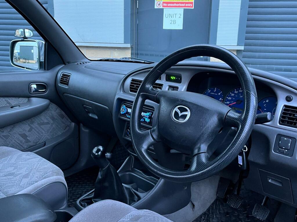 Mazda B2500 Series B2500 Silver #17