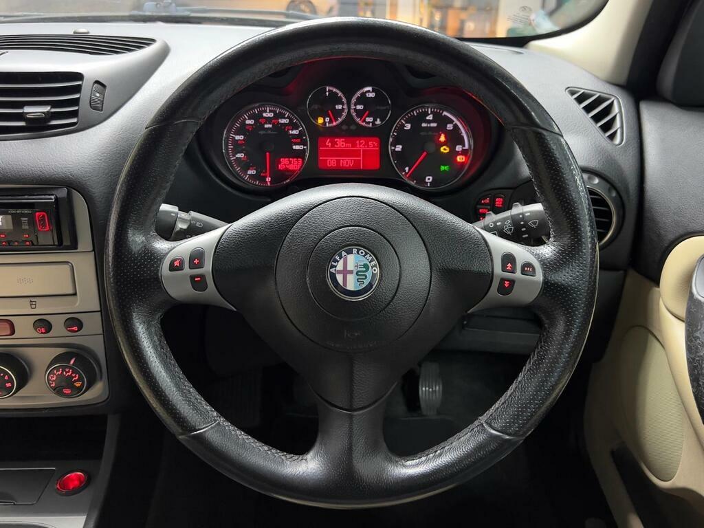 Alfa Romeo 147 Hatchback 1.6 T.spark Collezione 200858 Black #10