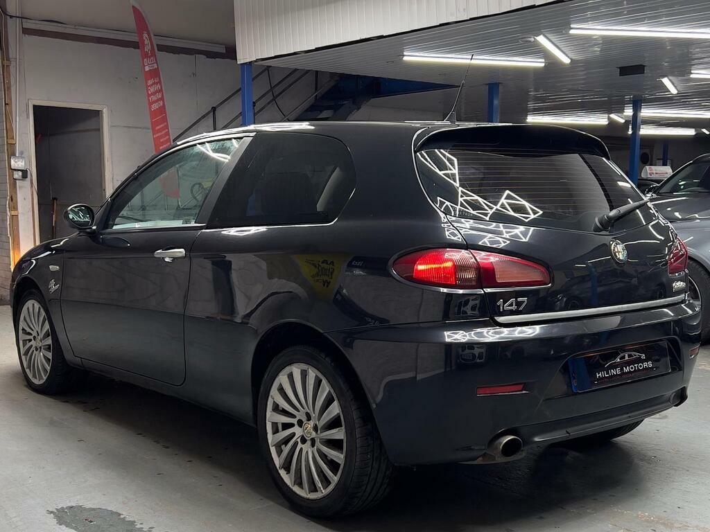 Alfa Romeo 147 Hatchback 1.6 T.spark Collezione 200858 Black #4