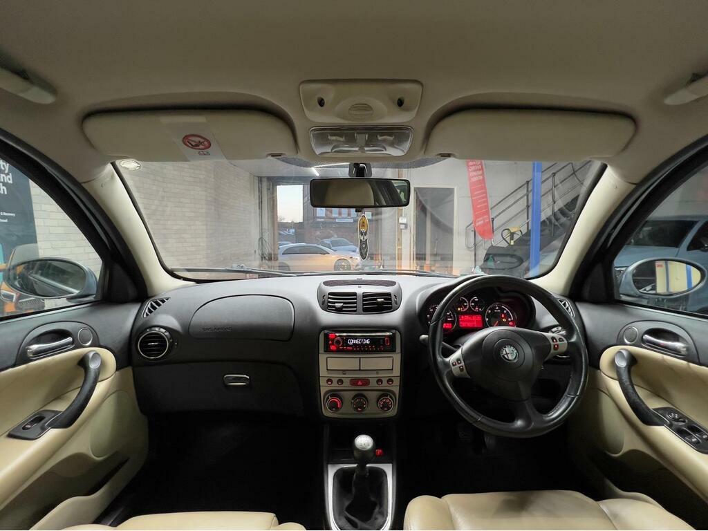 Alfa Romeo 147 Hatchback 1.6 T.spark Collezione 200858 Black #16