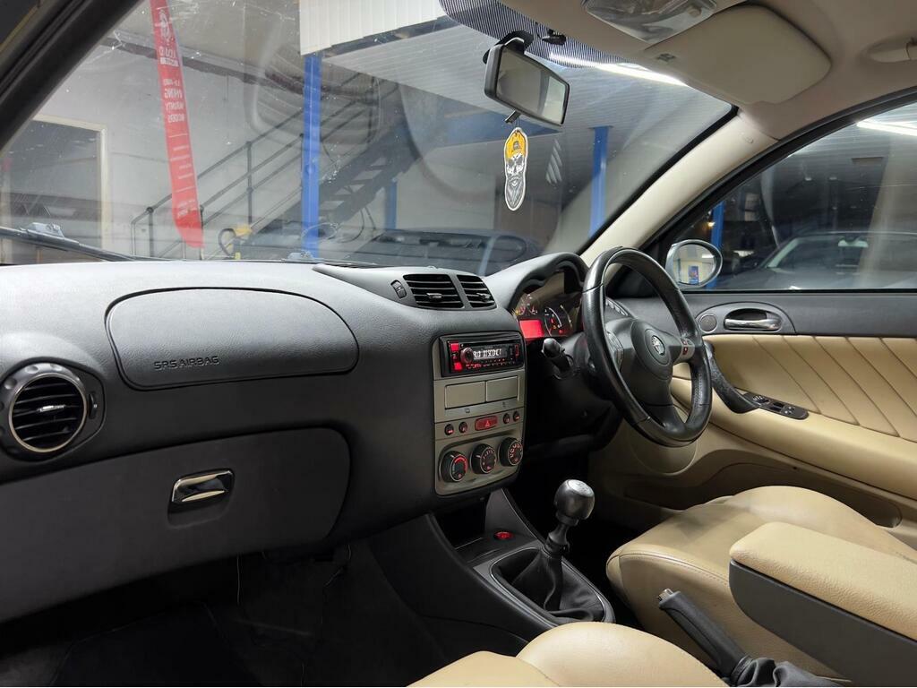 Alfa Romeo 147 Hatchback 1.6 T.spark Collezione 200858 Black #18