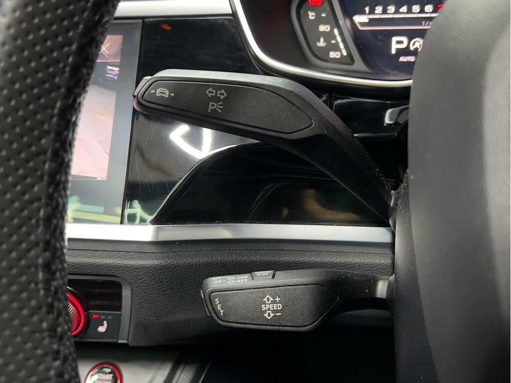 Audi RS Q3 2.5 Tfsi Audi Sport Edition Sportback S Tronic Qua  Black #2