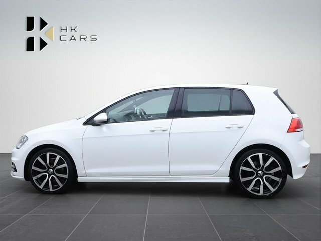 Volkswagen Golf 2.0 Tdi Bluemotion Tech R-line Edition Hatchback 5 KR16EXS White #4