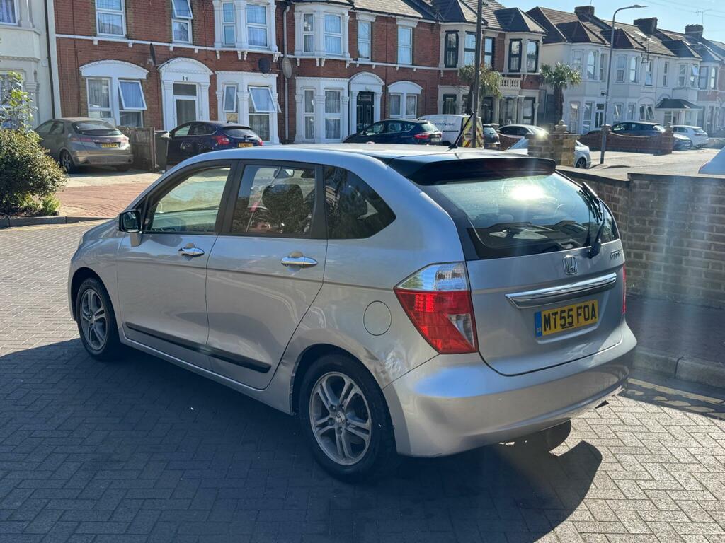 Honda Fr-V 1.7L 1.7 I-vtec Se Grey #4
