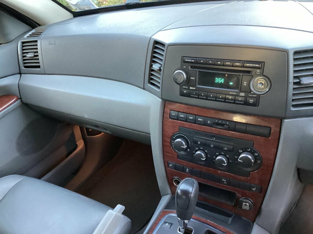 Jeep Grand Cherokee Suv Green #30