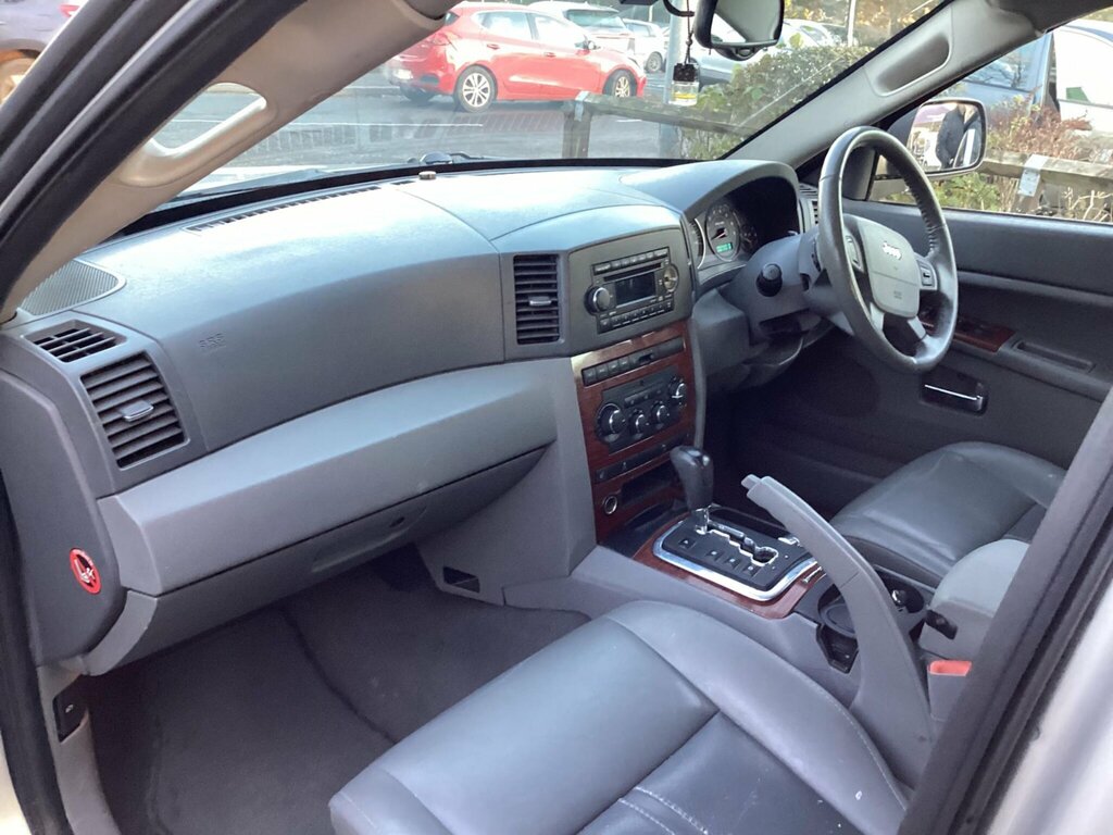 Jeep Grand Cherokee Suv Green #19