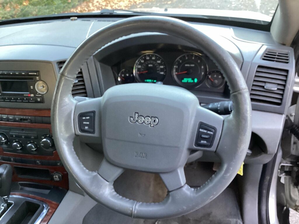Jeep Grand Cherokee Suv Green #32