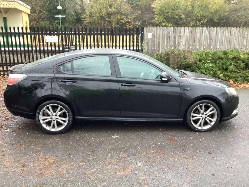 MG MG6 Hatchback Orange #10