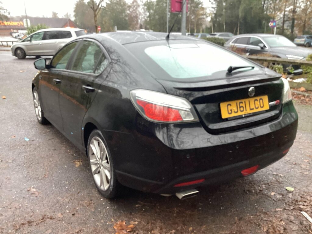 MG MG6 Hatchback Orange #4