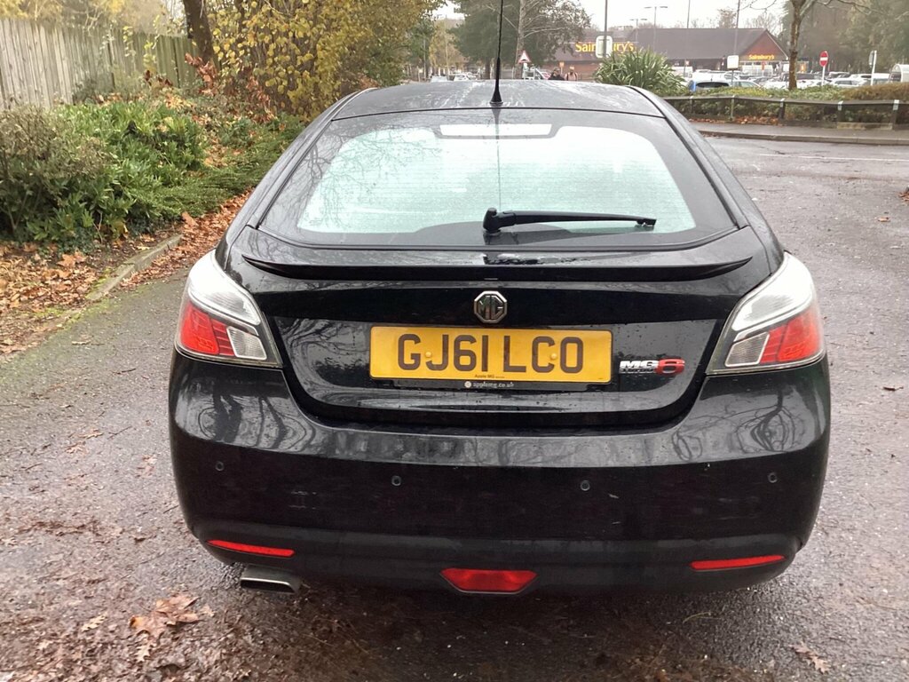 MG MG6 Hatchback Orange #9