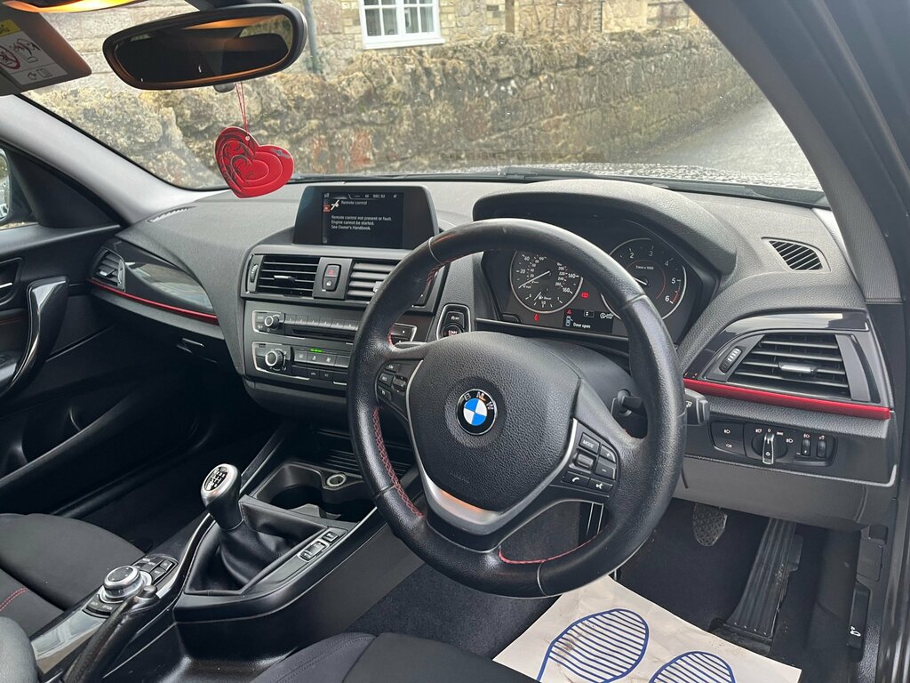 BMW 1 Series 2.0 116D Sport Hatchback Euro 5 PF64FGX Grey #3