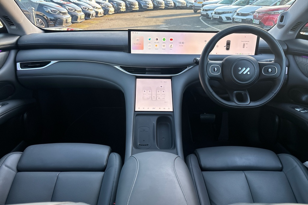 MG IM6 553Kw Launch Edition 100Kwh Awd ML75HRD Silver #4