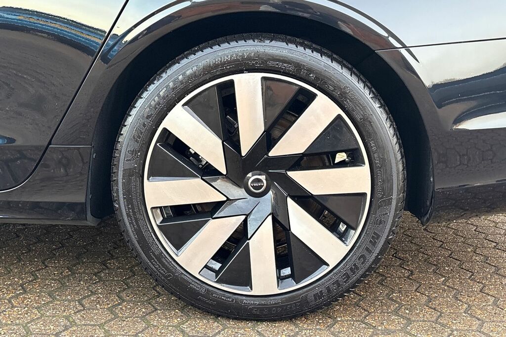 Volvo V90 Plus OE74FCL Black #5