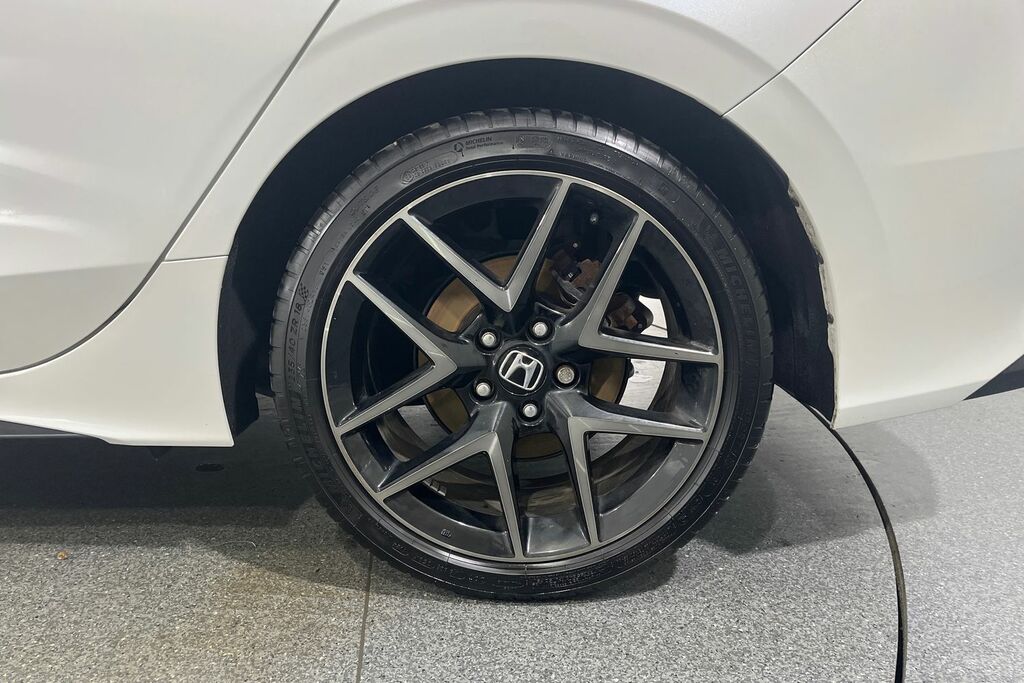 Honda Civic 2.0 Hev Advance Cvt FL74XHW White #5