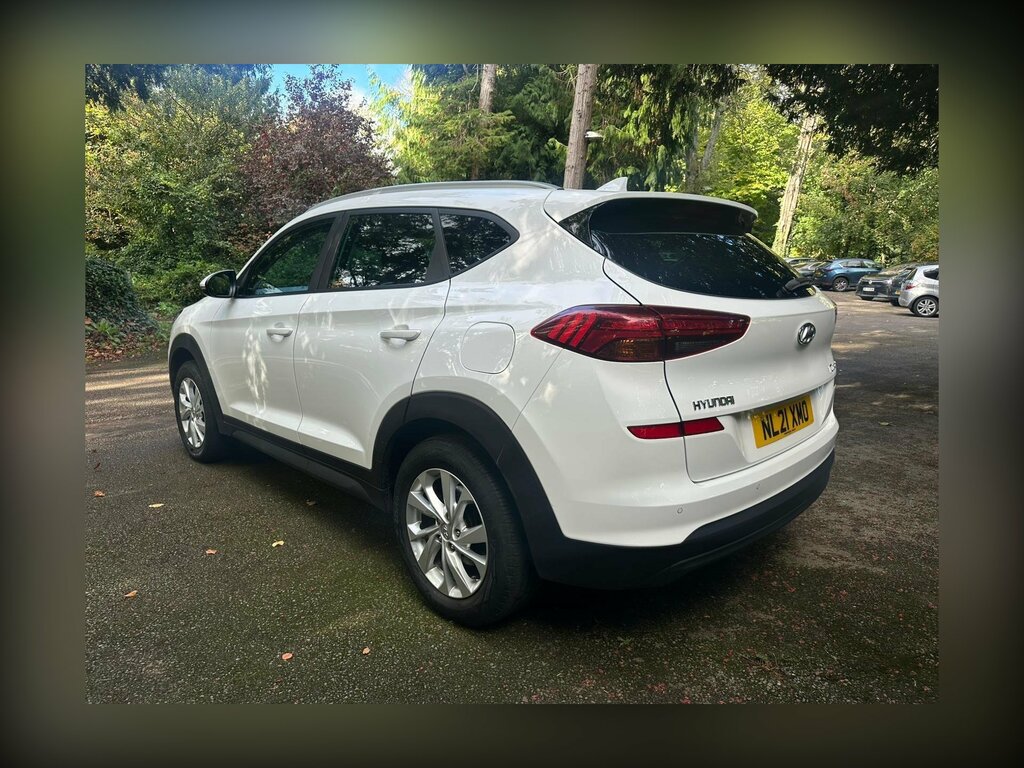 Hyundai Tucson 1.6 Gdi Se Nav Euro 6 Ss NL21XMO White #5