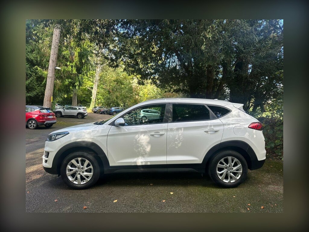 Hyundai Tucson 1.6 Gdi Se Nav Euro 6 Ss NL21XMO White #6