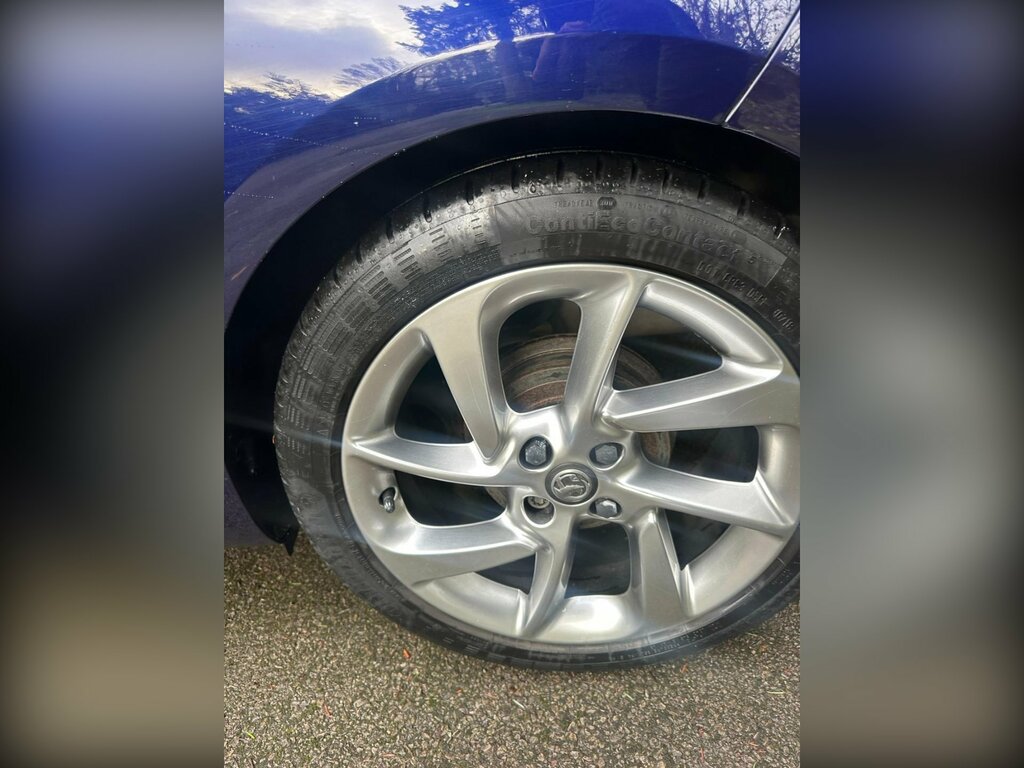 Vauxhall Adam 1.4I Slam Euro 6 Blue