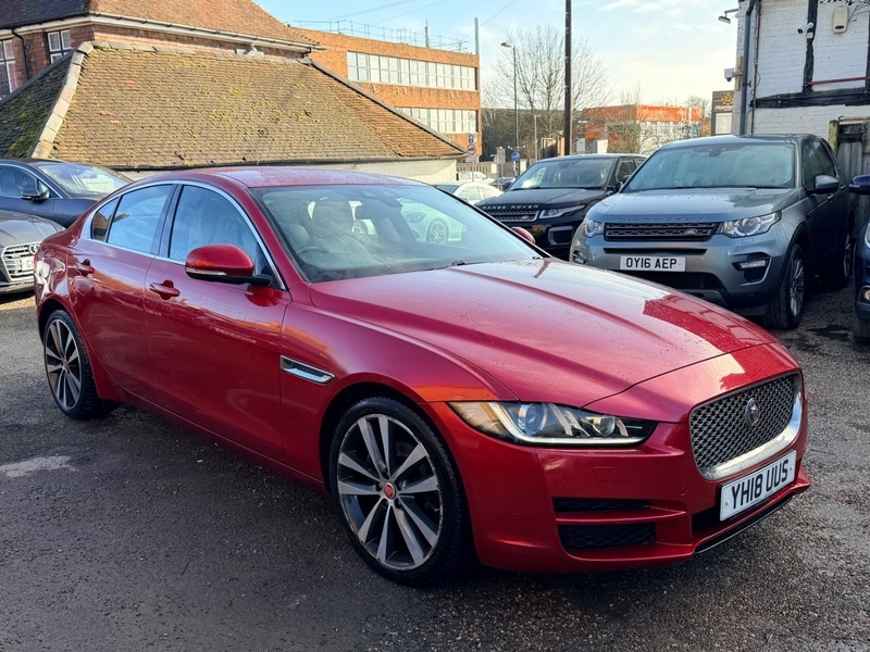 Jaguar XE Portfolio YH18UUS Red #4