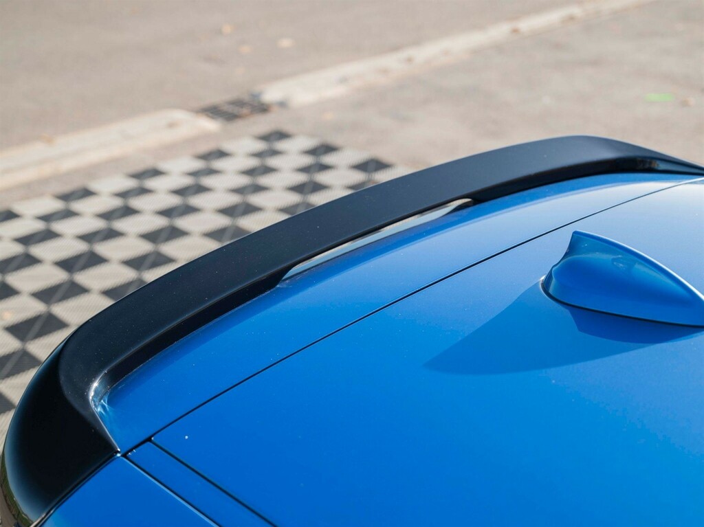 BMW M1 Auto  #88