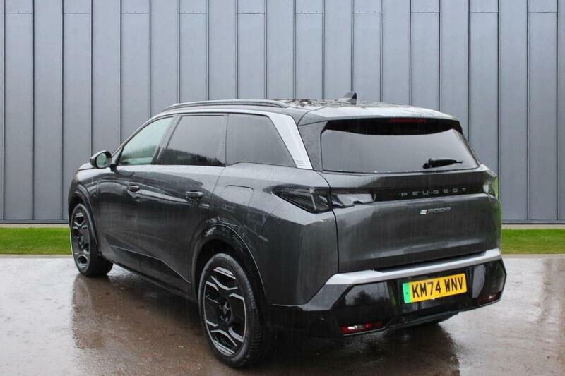 Peugeot 5008 73Kwh Gt KM74WNV Grey #4