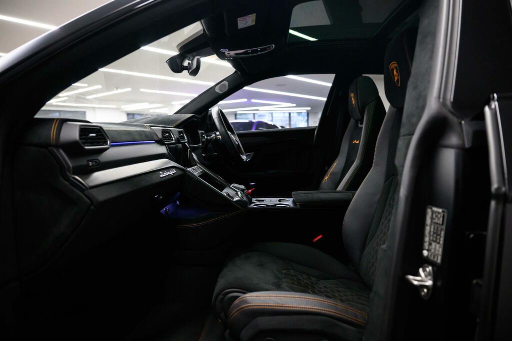 Lamborghini Urus Performante #6