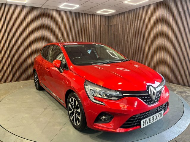 Renault Clio 1.0 Tce Iconic Euro 6 Ss Red