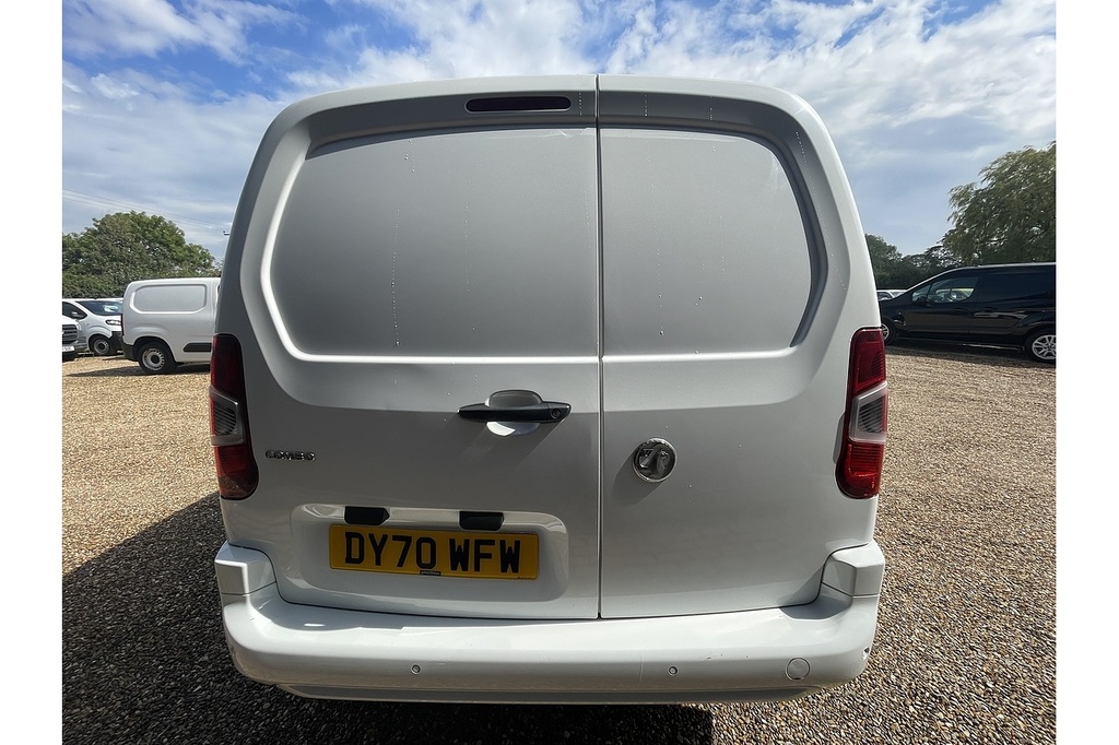 Vauxhall Combo Turbo D 2300 Sportive U2389 Ulez DY70WFW White #6