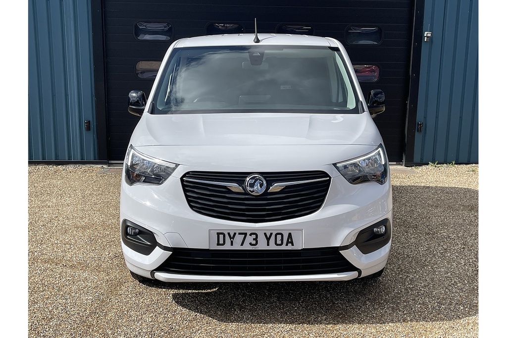 Vauxhall Combo Turbo D 2300 Pro 2023 U2413 Ulez White