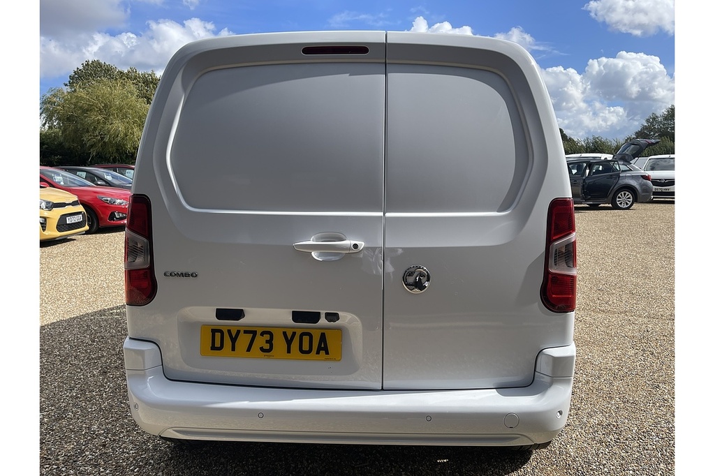 Vauxhall Combo Turbo D 2300 Pro 2023 U2413 Ulez DY73YOA White #6