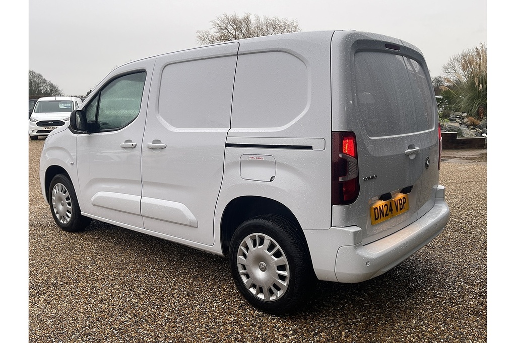 Vauxhall Combo Turbo D 2300 Pro 2024 U2481 Ulez DN24VBP White #5