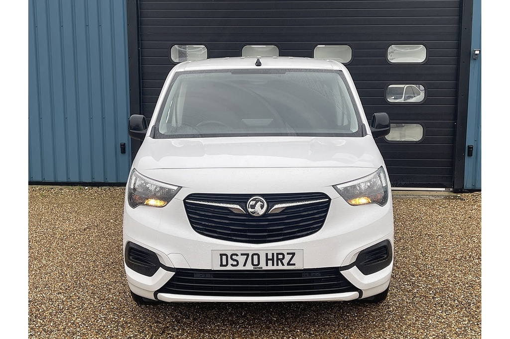 Vauxhall Combo Turbo D 2300 Sportive U2474 Ulez DS70HRZ White #2