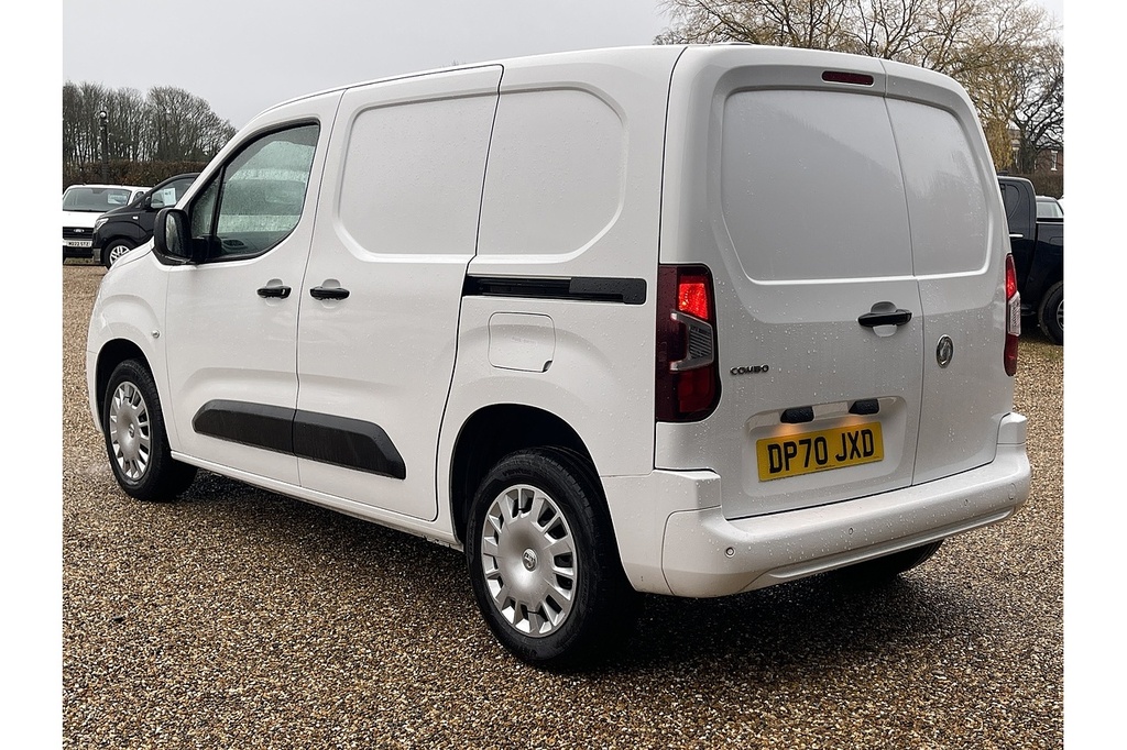 Vauxhall Combo Turbo D 2300 Sportive U2478 Ulez DP70JXD White #5