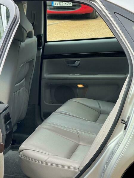 Volvo S80 2.4 D5 Se Blue #16