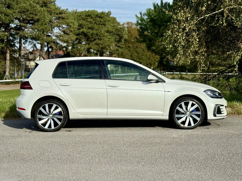 Volkswagen e-Golf 1.4L Gte Advance DN18SFX White #2