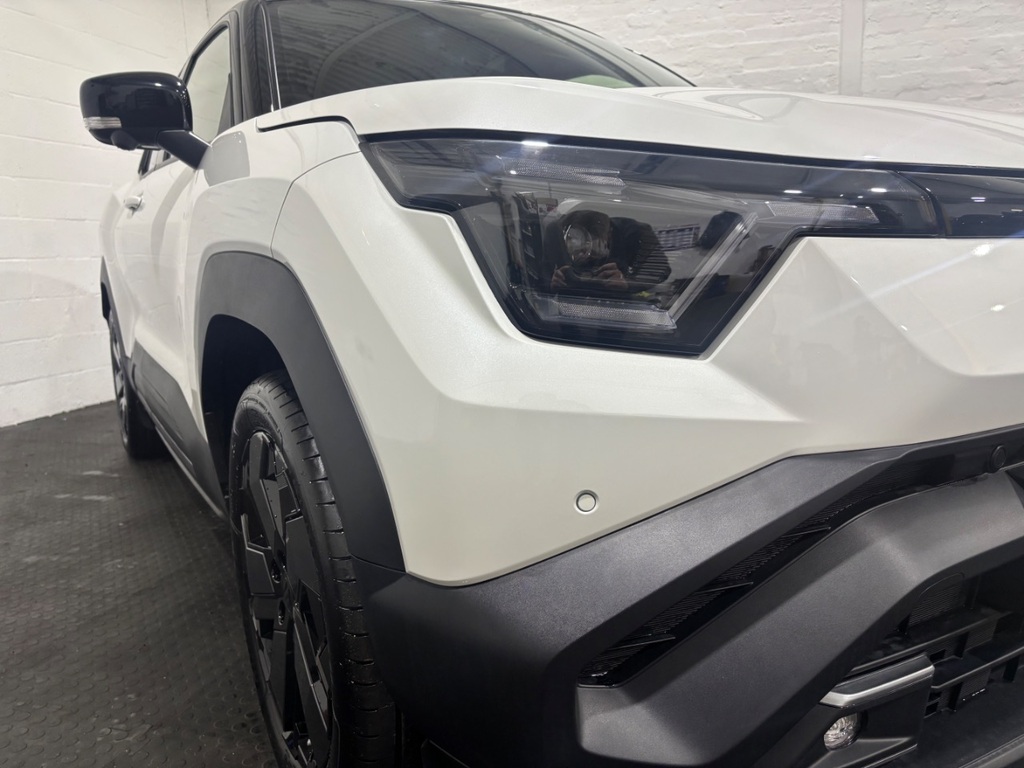 Suzuki Vitara Ultra White #2
