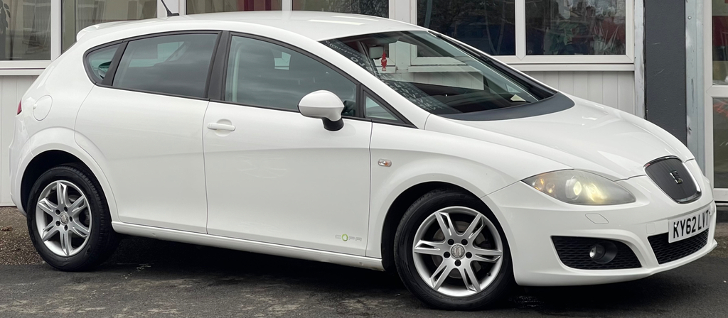 Seat Leon 1.6 Tdi Ecomotive Cr Se Copa Hatchback KY62LVT White #4
