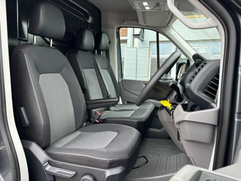 Volkswagen Crafter Cr35 L2 H1 GJ72RXU Grey #4