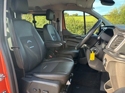 Ford Transit Custom 320 L1 170Ps YH71STX Orange #4