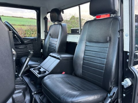 Land Rover Defender 130 130 Tdci Crane Black #4