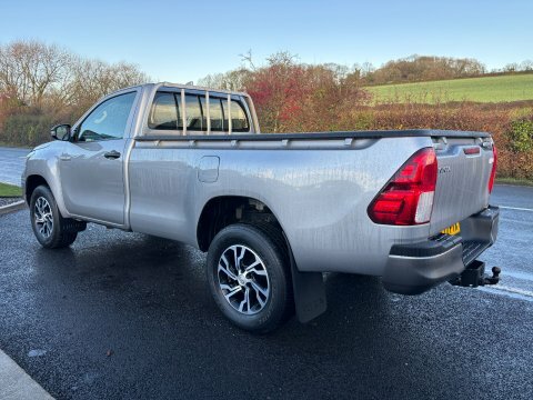 Toyota HILUX Active 4Wd D-4d Silver #6