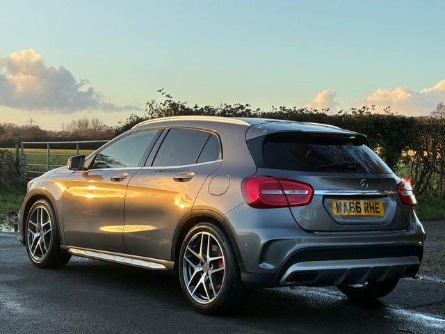 Mercedes-Benz GLA Class 2016 2.0 Gla45 Amg Premium Suv Spds D Grey #6
