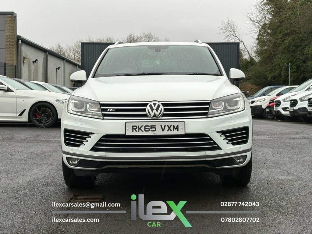Volkswagen Touareg 3L R-line RK65VXM White #2