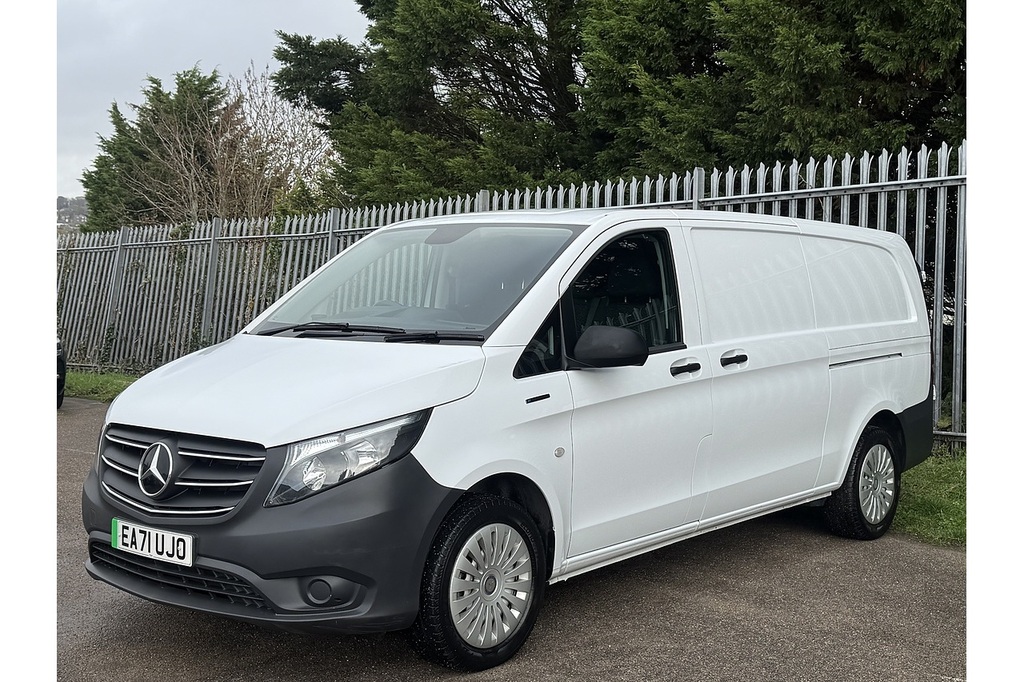 Mercedes-Benz eVito 114 E Pure White #5